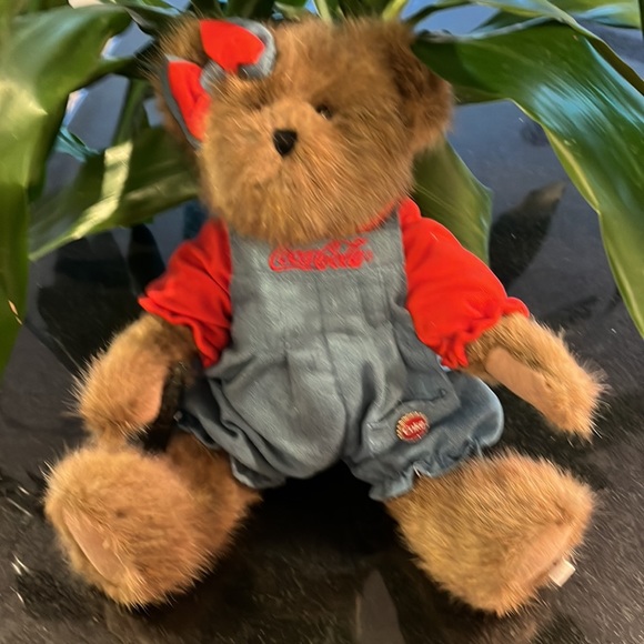 Boyds Bear - 12" Kaylie -"The Coca Cola Collection" - Picture 3 of 12